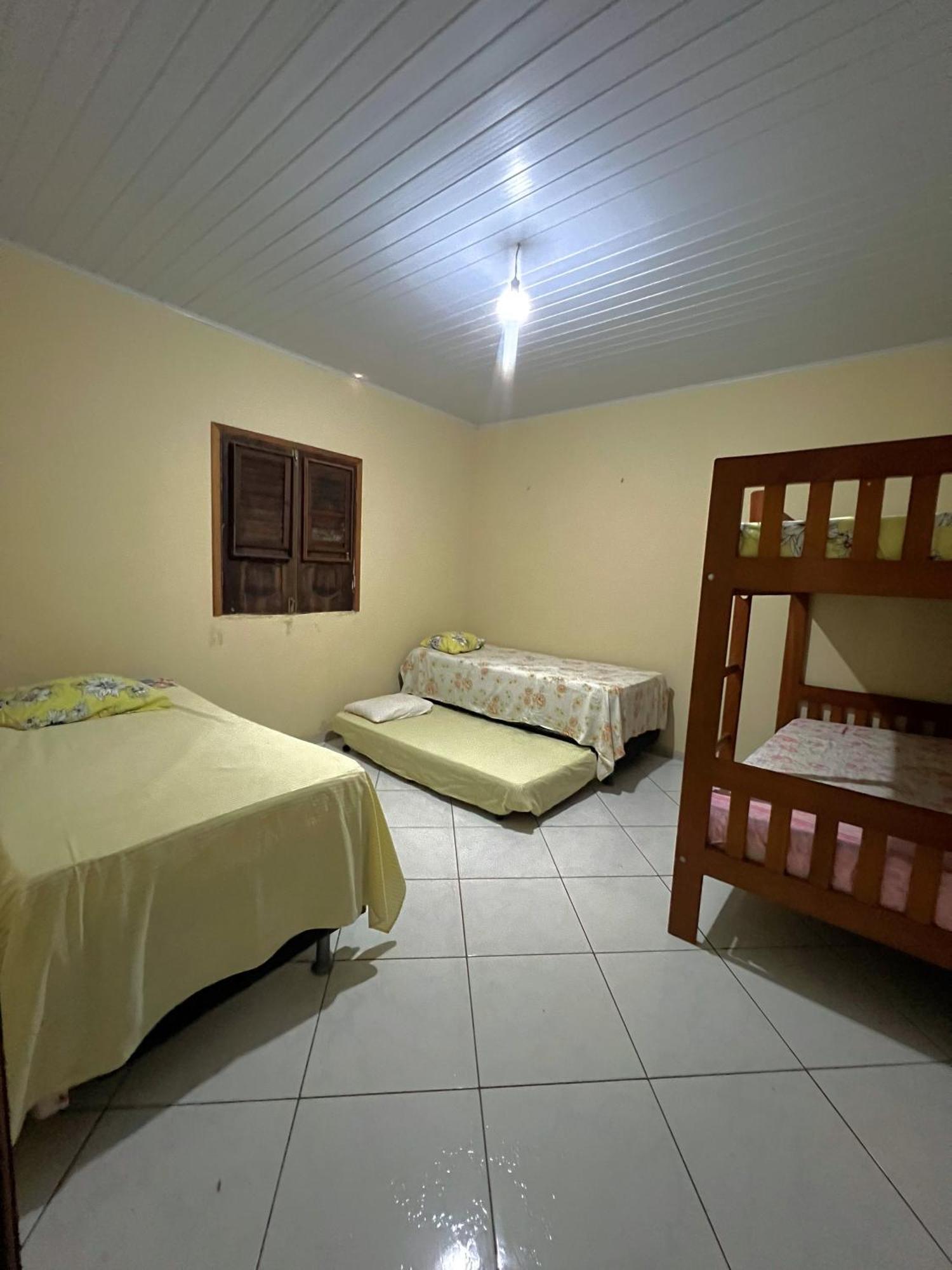 Lazer Hostel Барейриняс Екстериор снимка